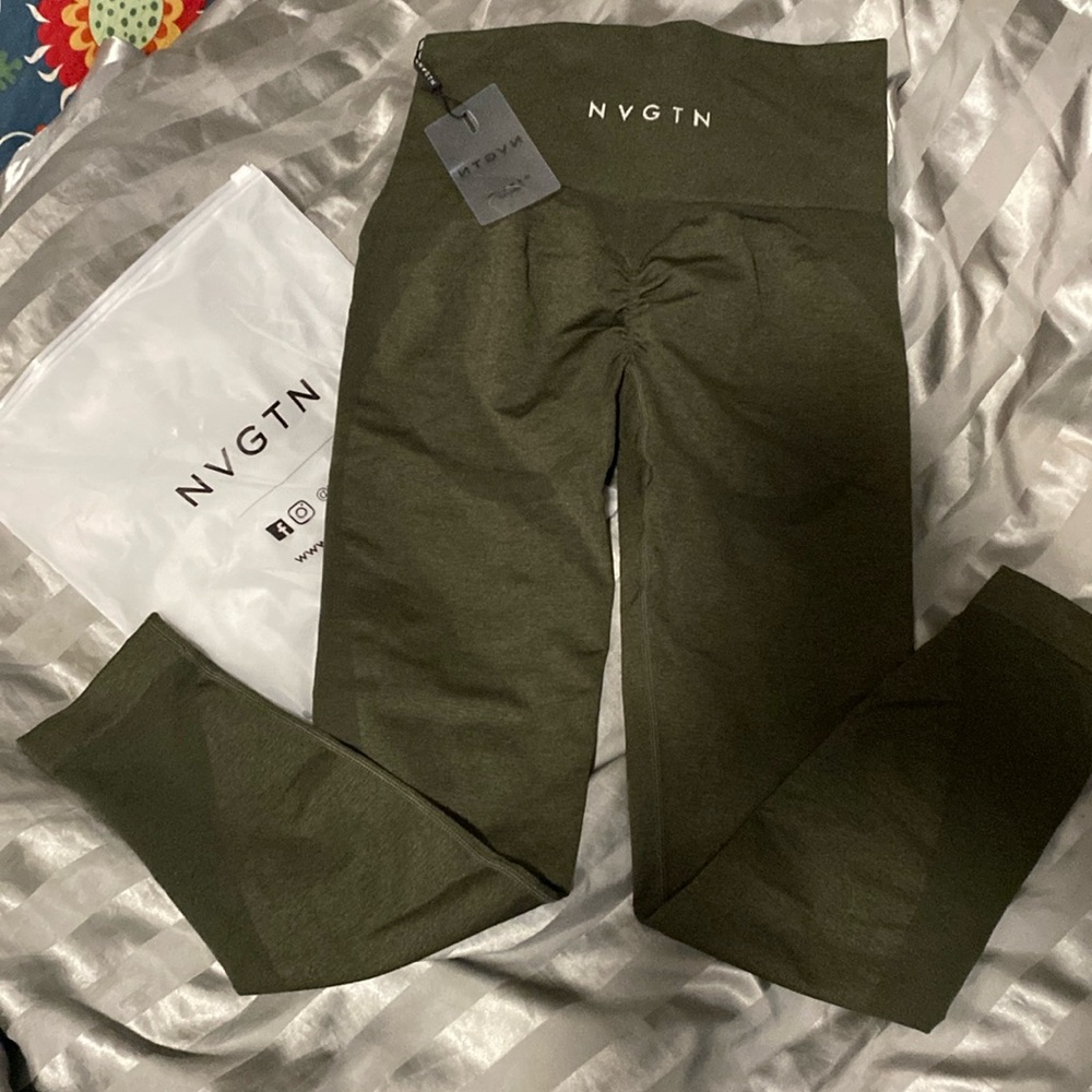 Brand new NVGTN leggings - small